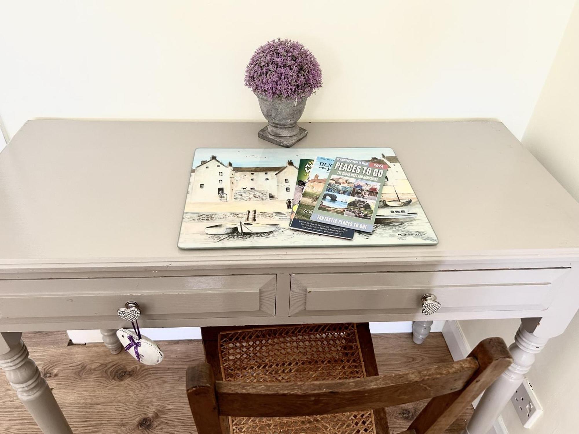 Daisy Cottage By Newfo Rest Lymington Bagian luar foto
