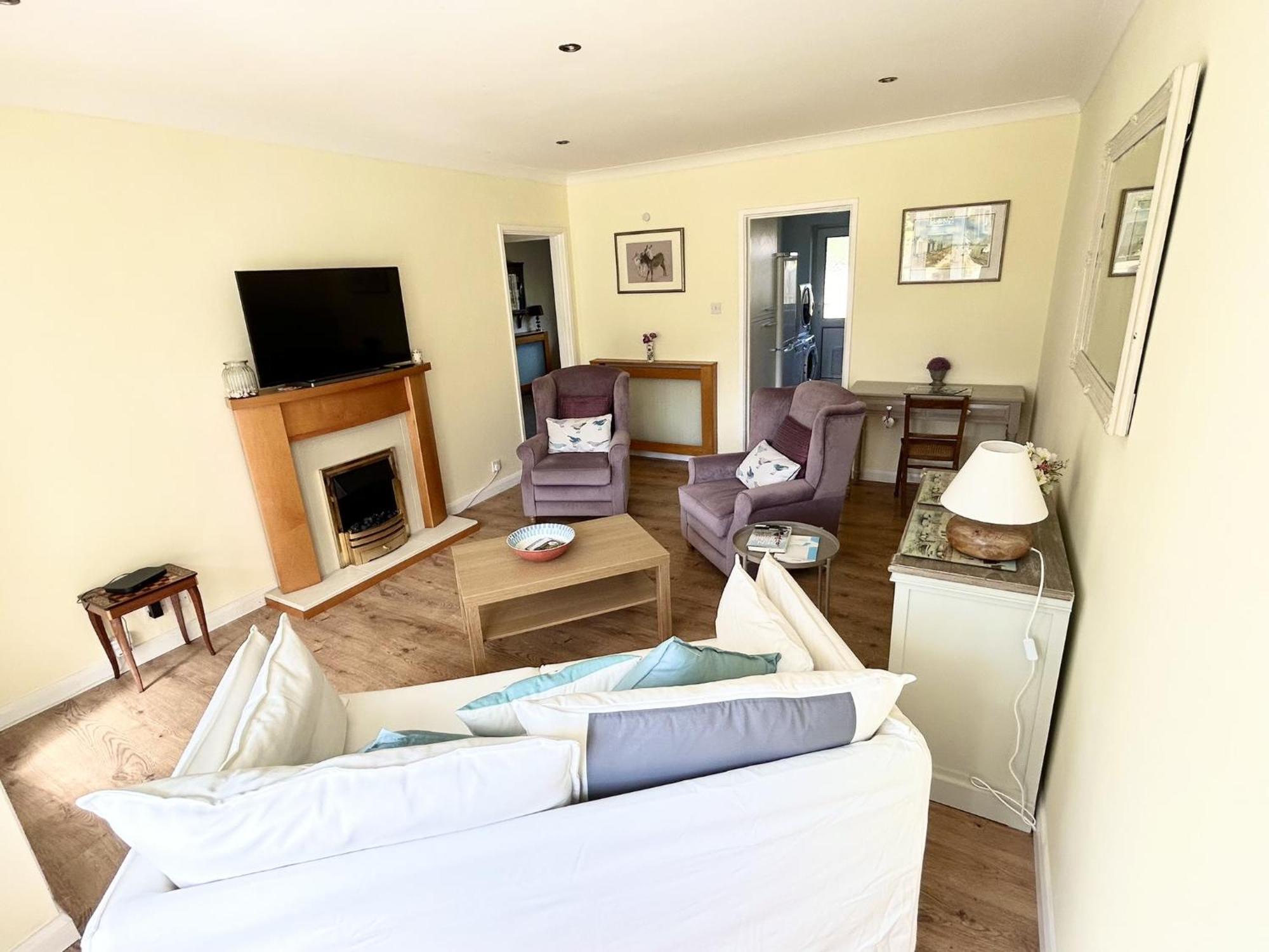 Daisy Cottage By Newfo Rest Lymington Bagian luar foto