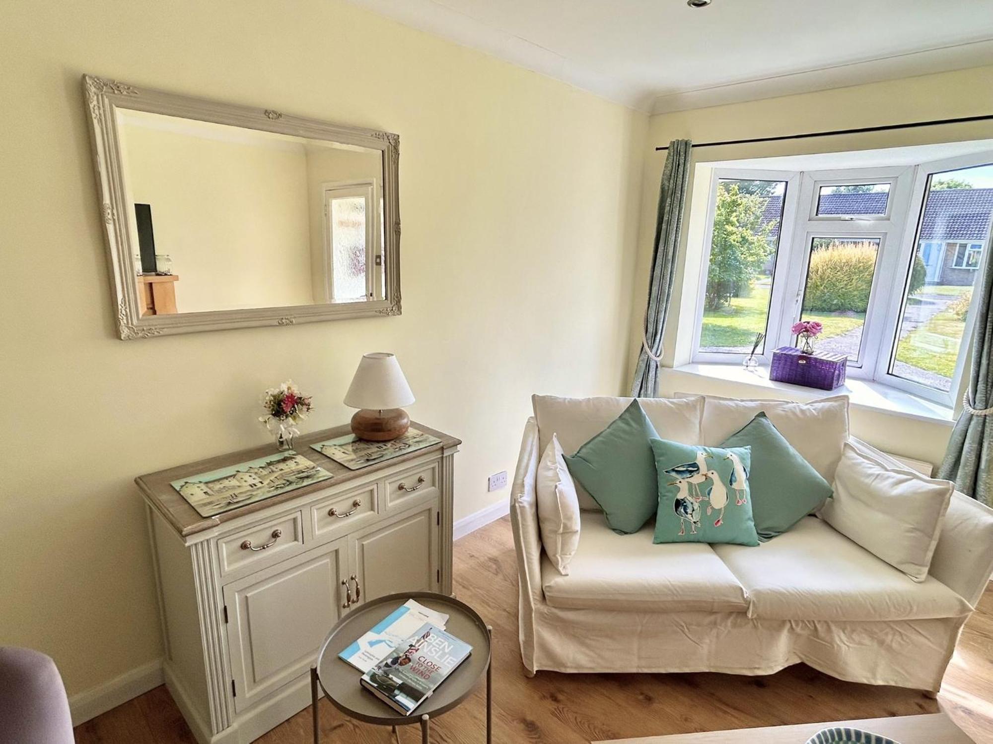 Daisy Cottage By Newfo Rest Lymington Bagian luar foto