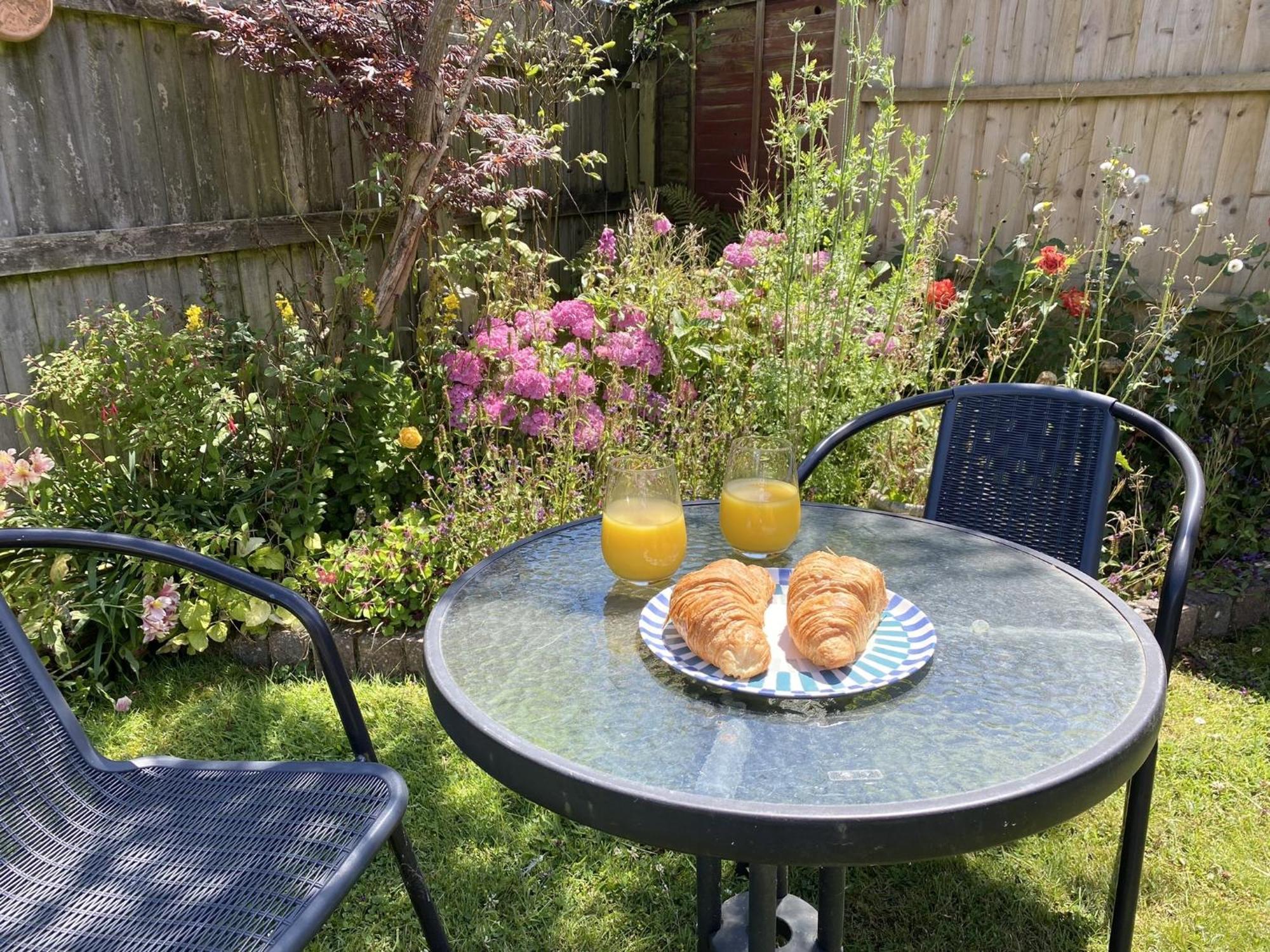 Daisy Cottage By Newfo Rest Lymington Bagian luar foto